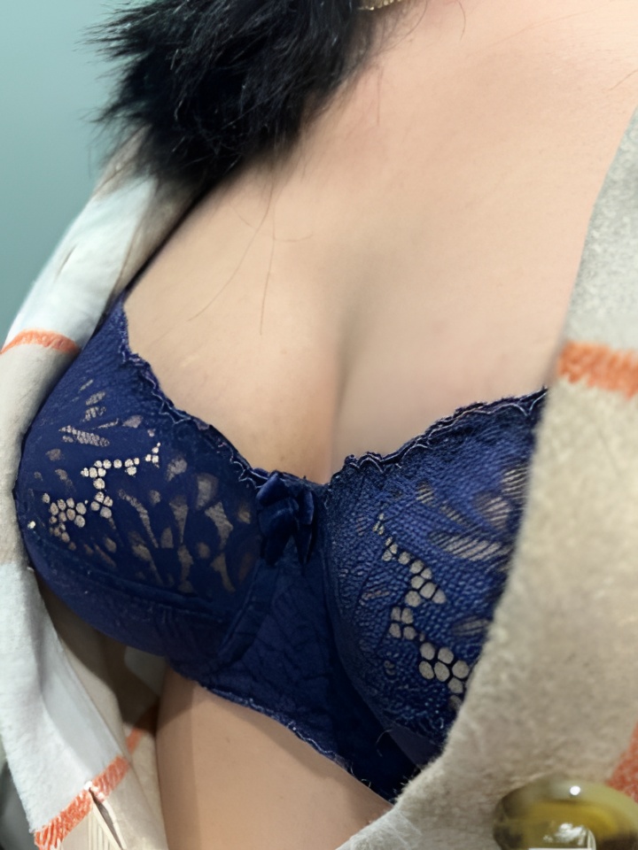 Софи привлекательная девушка из Мценска цена от 5000 руб