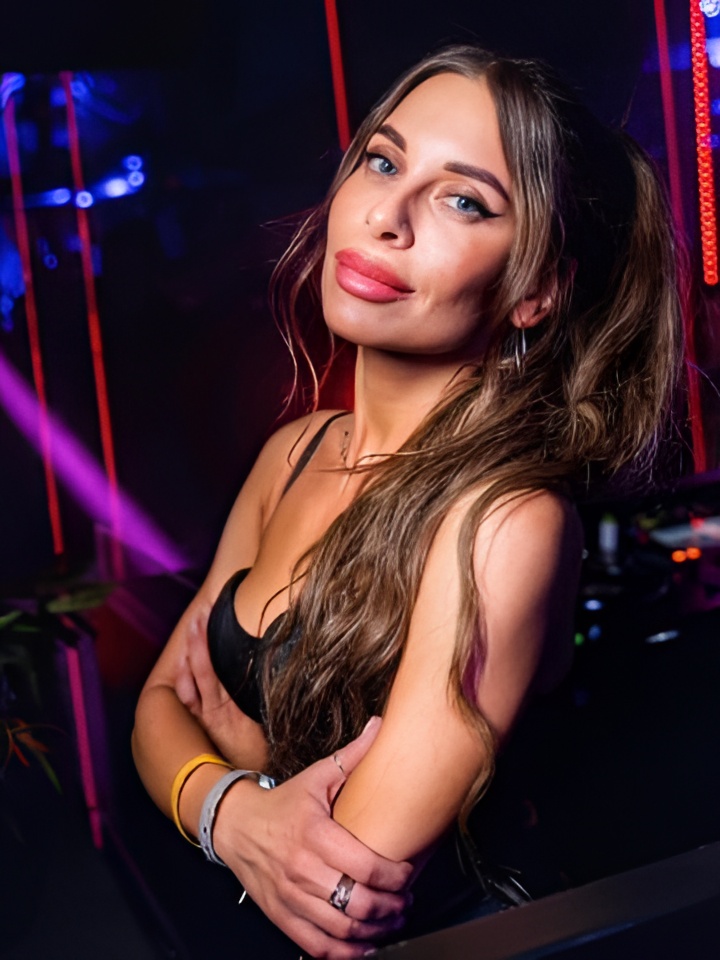 Индивидуалка Диана, доступна для личного знакомства от 2000 руб