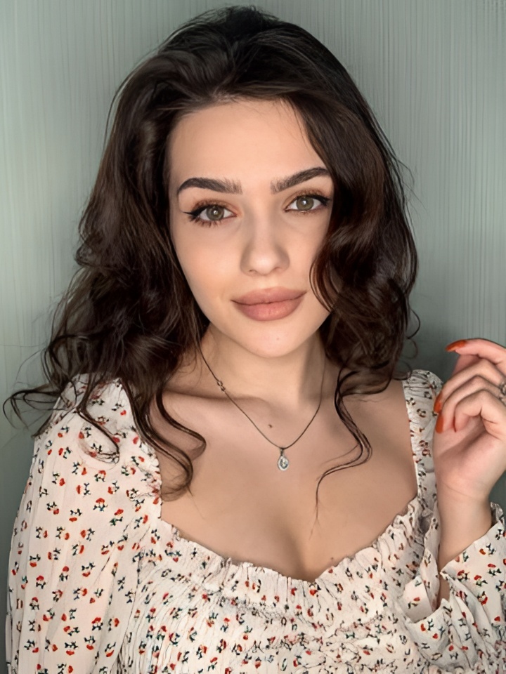 Индивидуалка Зоя, доступна для личного знакомства от 10000 руб